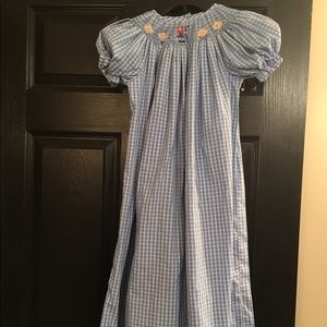 Smocked dress size 6x Euc